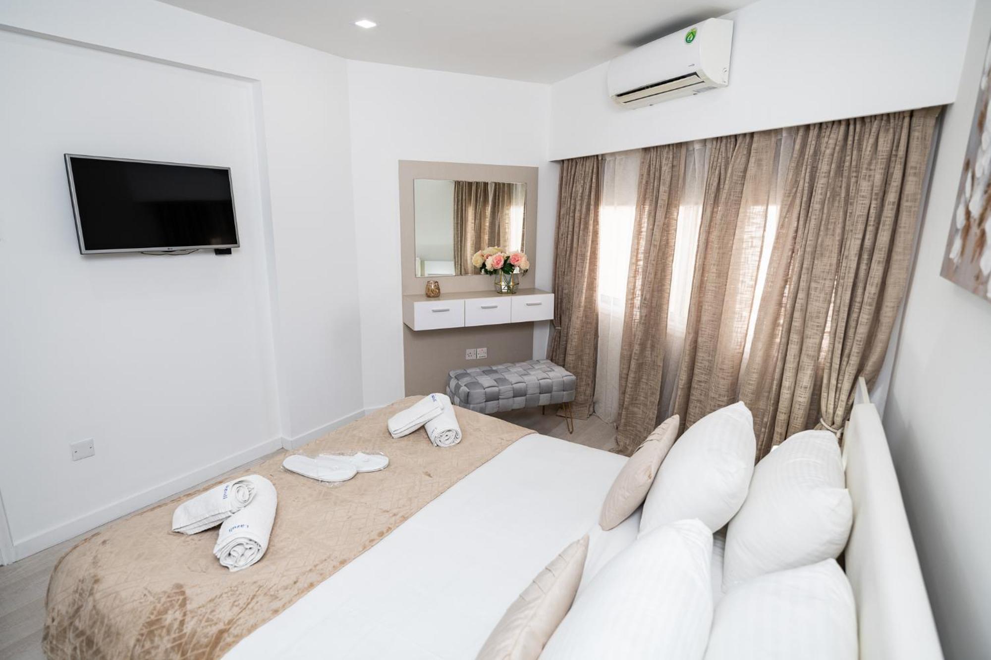Lazuli Beach & Pool Apartment 501 Larnaca Dış mekan fotoğraf